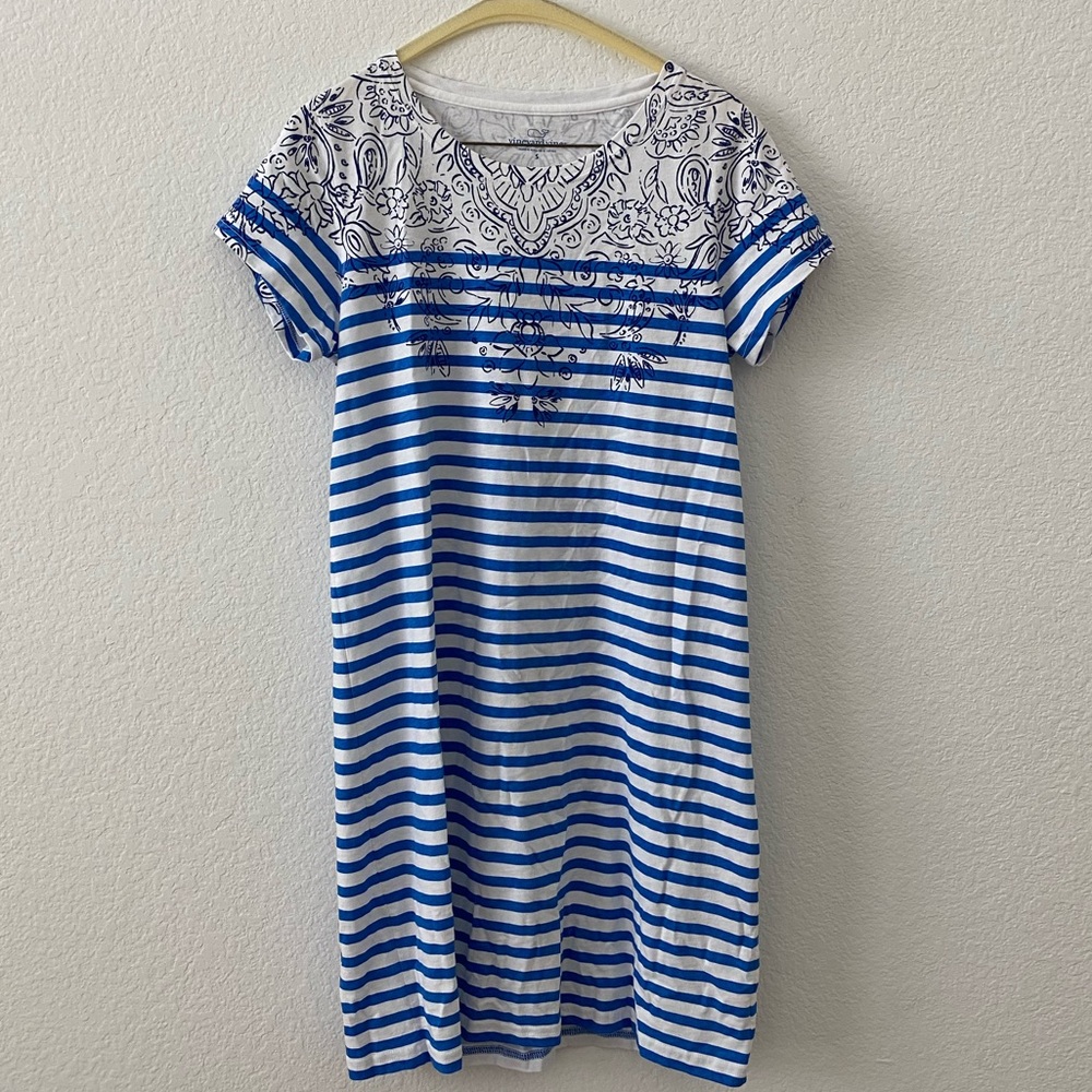 Vineyard Vines Blue and White T-Shirt Dress